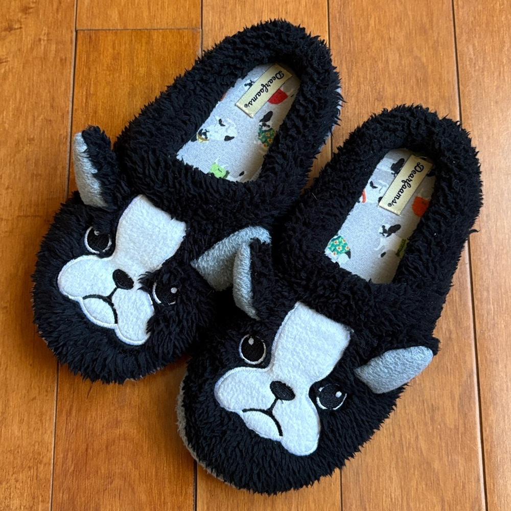 Dearfoam Pug Slippers
